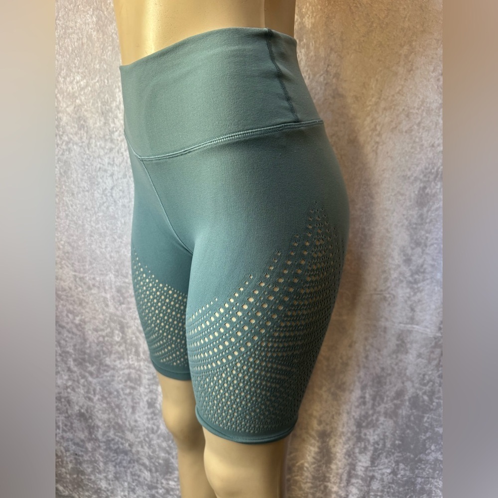 lululemon athletica Teal High-Rise Laser-Cut  Shorts